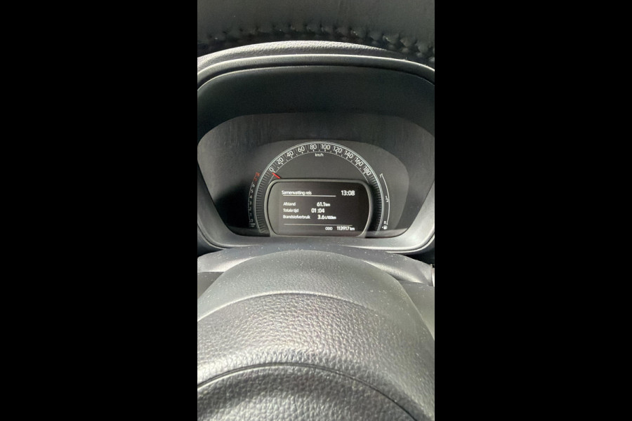 Toyota Aygo X FIRST*ACC*CAMERA*ECC*CARPLAY*5-DEURS*NAP*LM-VELGEN