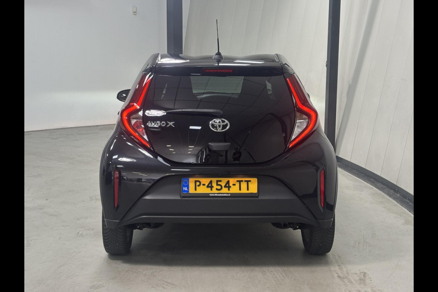 Toyota Aygo X FIRST*ACC*CAMERA*ECC*CARPLAY*5-DEURS*NAP*LM-VELGEN