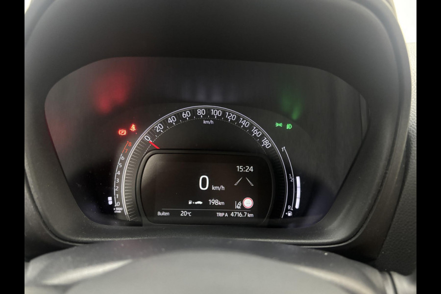 Toyota Aygo X FIRST*ACC*CAMERA*ECC*CARPLAY*5-DEURS*NAP*LM-VELGEN
