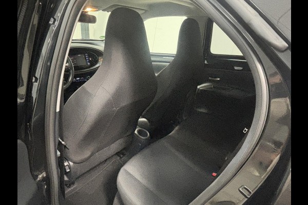 Toyota Aygo X FIRST*ACC*CAMERA*ECC*CARPLAY*5-DEURS*NAP*LM-VELGEN