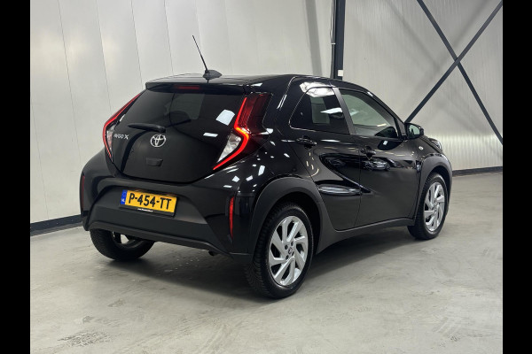 Toyota Aygo X FIRST*ACC*CAMERA*ECC*CARPLAY*5-DEURS*NAP*LM-VELGEN
