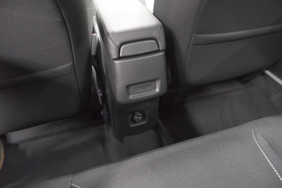 Citroën ë-C3 Max 113pk 44 kWh | 96,0% SOH | 11 KW Lader | Camera | Apple Carplay | Parkeersensoren