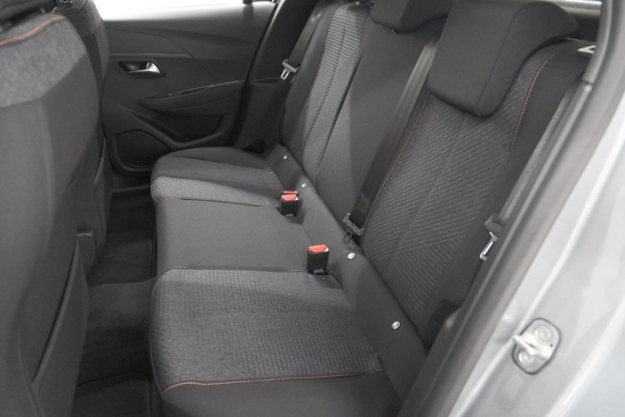 Peugeot 208 1.2 Hybrid 110 e-DCS6 Style | Direct Leverbaar | Apple Carplay | Parkeersensoren