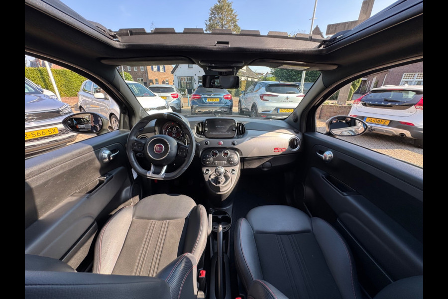Fiat 500 1.0 Hybrid Sport 2022 PANO NAVI APK NAP!