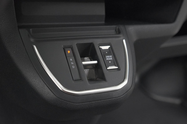 Peugeot e-Expert EV L2 75 kWh | Camera | Betimmering Laadruimte | Dodehoekdetectie | Apple Carplay
