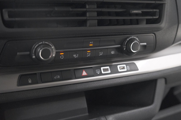 Peugeot e-Expert EV L2 75 kWh | Camera | Betimmering Laadruimte | Dodehoekdetectie | Apple Carplay