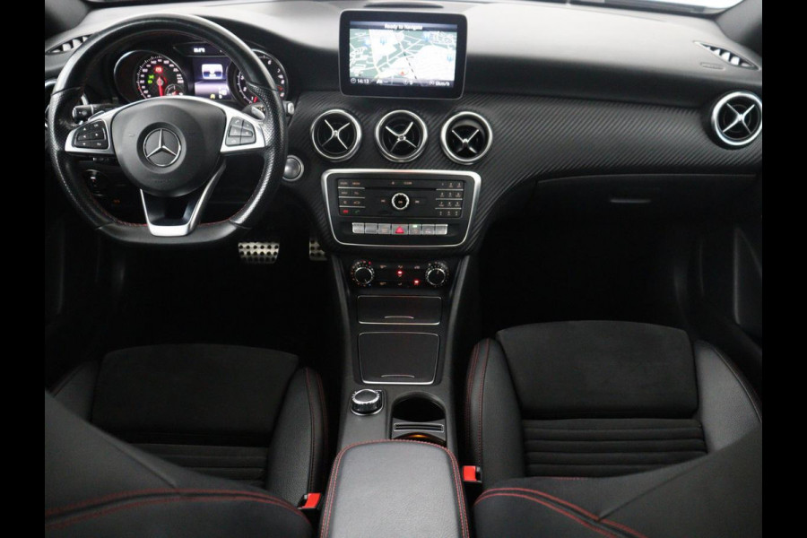 Mercedes-Benz A-Klasse 180 Business Solution AMG | Leder/alcantara | Stoelverwarming | Cruise control | Navigatie | Bluetooth | Camera | Park assist | Trekhaak