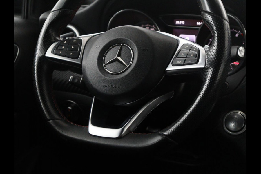 Mercedes-Benz A-Klasse 180 Business Solution AMG | Leder/alcantara | Stoelverwarming | Cruise control | Navigatie | Bluetooth | Camera | Park assist | Trekhaak
