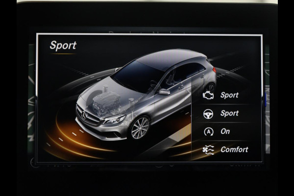 Mercedes-Benz A-Klasse 180 Business Solution AMG | Leder/alcantara | Stoelverwarming | Cruise control | Navigatie | Bluetooth | Camera | Park assist | Trekhaak