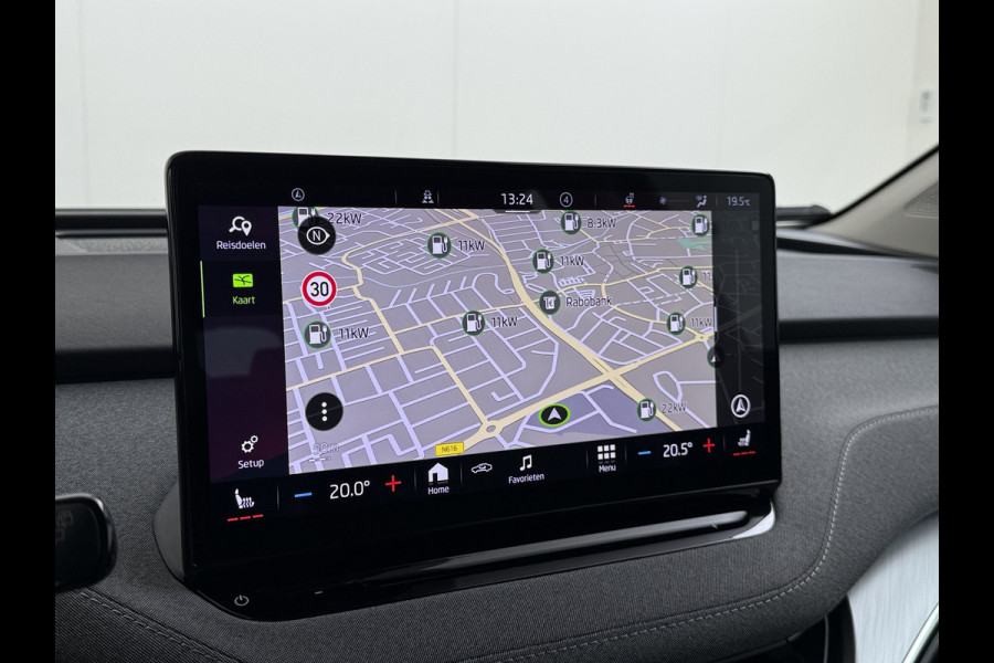 Škoda ENYAQ iV 80 204PK SOH 91% Verlichte Grille Trekhaak Stoel+Stuurverwarming 3-Zone Ecc Camera Apple Carplay Android Auto Navi Sport Pakket Led Matrix Rijstrooksensor Isofix Keyless 1.000KG Trekgewicht Origineel Nederlandse Auto