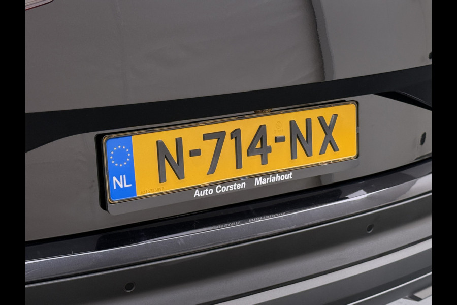 Škoda ENYAQ iV 80 204PK SOH 91% Verlichte Grille Trekhaak Stoel+Stuurverwarming 3-Zone Ecc Camera Apple Carplay Android Auto Navi Sport Pakket Led Matrix Rijstrooksensor Isofix Keyless 1.000KG Trekgewicht Origineel Nederlandse Auto