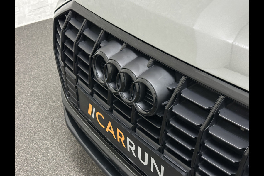Audi Q3 35 TFSI S-Line | ACC | Trekhaak | Leder | Sportstoelen | Matrix-LED | Standkachel | Sfeerverlichting | Uniek Interieur | Carplay | 20 inch | Audi-Sound | Getint Glas | Lane-Assist | Stoelverwarming | Virtual-Cockpit | Dodehoek |