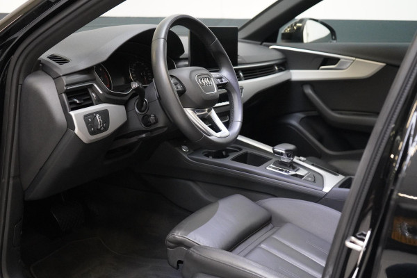 Audi A4 Avant 40 TFSI S edition Competition | Zwart optiek | Panoramadak | Trekhaak | Adaptive | Carplay | Camera | Leder | Sportstoelen