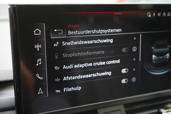 Audi A4 Avant 40 TFSI S edition Competition | Zwart optiek | Panoramadak | Trekhaak | Adaptive | Carplay | Camera | Leder | Sportstoelen