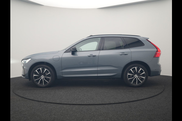 Volvo XC60 T6 AWD Plus Dark LONG RANGE PHEV 350pk Dealer O.H. | Trekhaak Af Fabriek | Panodak | Adaptive Cruise | 360 Camera | Nappa Lederen Sportstoelen Memory & Ventilatie | Blis | Keyless | Stoelen & Stuur Verwarmd | Google Assistent | Apple Carplay  Plug In Hybrid |