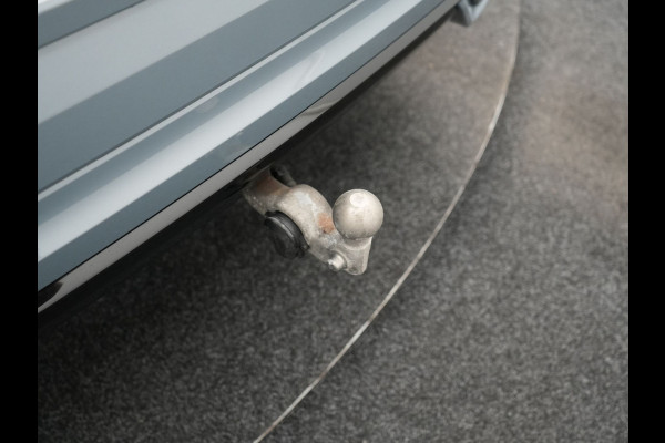 Volvo XC60 T6 AWD Plus Dark LONG RANGE PHEV 350pk Dealer O.H. | Trekhaak Af Fabriek | Panodak | Adaptive Cruise | 360 Camera | Nappa Lederen Sportstoelen Memory & Ventilatie | Blis | Keyless | Stoelen & Stuur Verwarmd | Google Assistent | Apple Carplay  Plug In Hybrid |