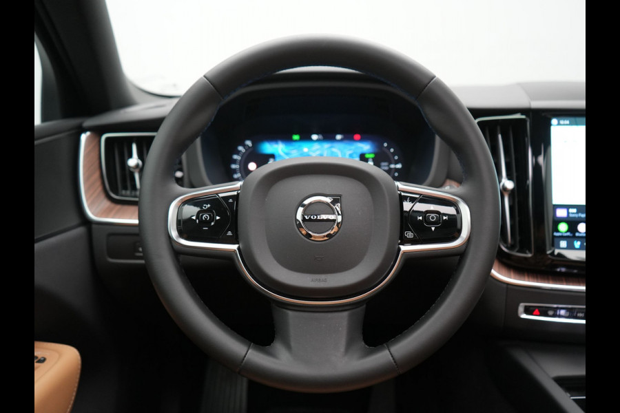 Volvo XC60 T6 AWD Plus Dark LONG RANGE PHEV 350pk Dealer O.H. | Trekhaak Af Fabriek | Panodak | Adaptive Cruise | 360 Camera | Nappa Lederen Sportstoelen Memory & Ventilatie | Blis | Keyless | Stoelen & Stuur Verwarmd | Google Assistent | Apple Carplay  Plug In Hybrid |