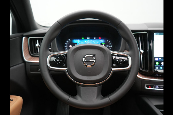 Volvo XC60 T6 AWD Plus Dark LONG RANGE PHEV 350pk Dealer O.H. | Trekhaak Af Fabriek | Panodak | Adaptive Cruise | 360 Camera | Nappa Lederen Sportstoelen Memory & Ventilatie | Blis | Keyless | Stoelen & Stuur Verwarmd | Google Assistent | Apple Carplay  Plug In Hybrid |