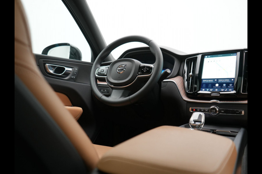 Volvo XC60 T6 AWD Plus Dark LONG RANGE PHEV 350pk Dealer O.H. | Trekhaak Af Fabriek | Panodak | Adaptive Cruise | 360 Camera | Nappa Lederen Sportstoelen Memory & Ventilatie | Blis | Keyless | Stoelen & Stuur Verwarmd | Google Assistent | Apple Carplay  Plug In Hybrid |
