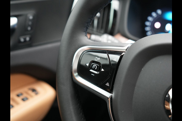 Volvo XC60 T6 AWD Plus Dark LONG RANGE PHEV 350pk Dealer O.H. | Trekhaak Af Fabriek | Panodak | Adaptive Cruise | 360 Camera | Nappa Lederen Sportstoelen Memory & Ventilatie | Blis | Keyless | Stoelen & Stuur Verwarmd | Google Assistent | Apple Carplay  Plug In Hybrid |