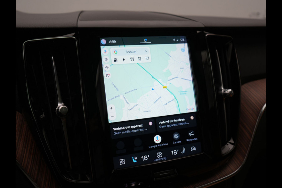 Volvo XC60 T6 AWD Plus Dark LONG RANGE PHEV 350pk Dealer O.H. | Trekhaak Af Fabriek | Panodak | Adaptive Cruise | 360 Camera | Nappa Lederen Sportstoelen Memory & Ventilatie | Blis | Keyless | Stoelen & Stuur Verwarmd | Google Assistent | Apple Carplay  Plug In Hybrid |