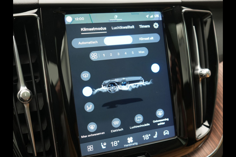 Volvo XC60 T6 AWD Plus Dark LONG RANGE PHEV 350pk Dealer O.H. | Trekhaak Af Fabriek | Panodak | Adaptive Cruise | 360 Camera | Nappa Lederen Sportstoelen Memory & Ventilatie | Blis | Keyless | Stoelen & Stuur Verwarmd | Google Assistent | Apple Carplay  Plug In Hybrid |