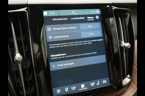 Volvo XC60 T6 AWD Plus Dark LONG RANGE PHEV 350pk Dealer O.H. | Trekhaak Af Fabriek | Panodak | Adaptive Cruise | 360 Camera | Nappa Lederen Sportstoelen Memory & Ventilatie | Blis | Keyless | Stoelen & Stuur Verwarmd | Google Assistent | Apple Carplay  Plug In Hybrid |