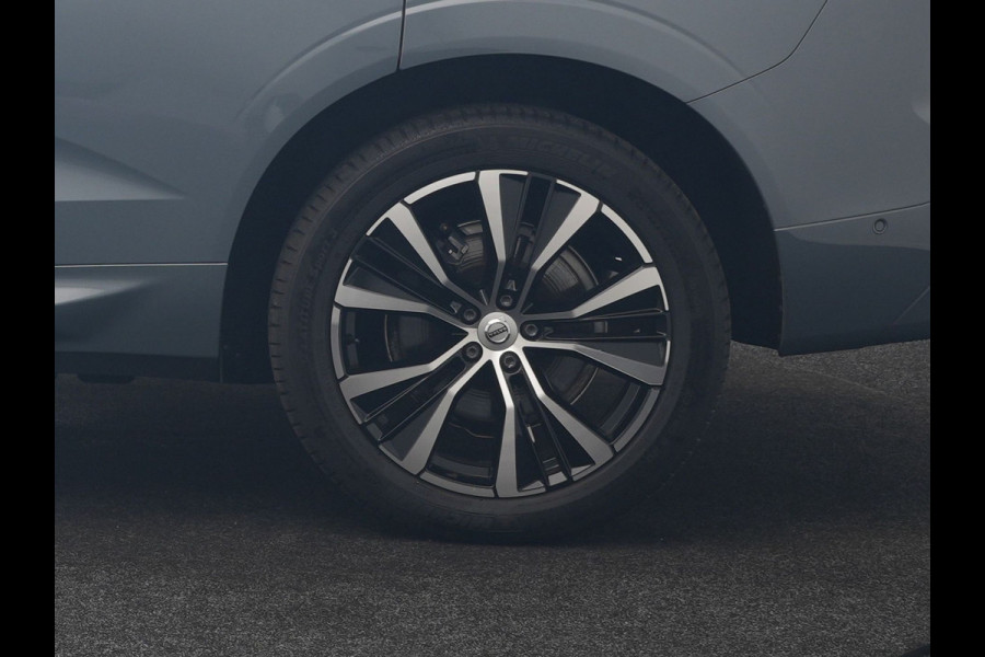 Volvo XC60 T6 AWD Plus Dark LONG RANGE PHEV 350pk Dealer O.H. | Trekhaak Af Fabriek | Panodak | Adaptive Cruise | 360 Camera | Nappa Lederen Sportstoelen Memory & Ventilatie | Blis | Keyless | Stoelen & Stuur Verwarmd | Google Assistent | Apple Carplay  Plug In Hybrid |