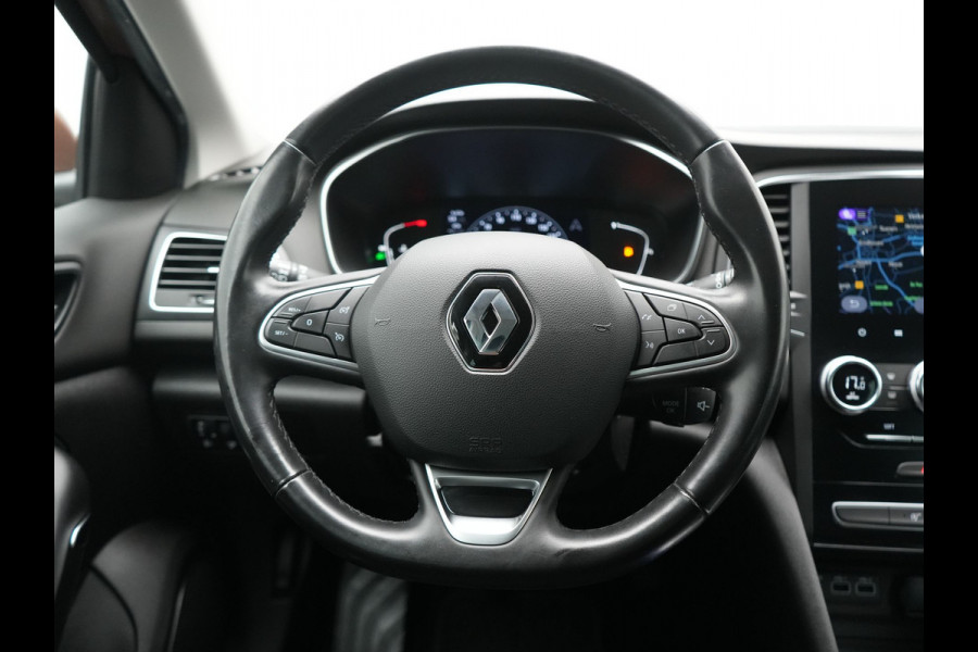 Renault Mégane Estate 1.3 TCe Intens 141pk | Trekhaak | Keyless Entry | Sfeerverlichting | LED Koplampen | Cruise Control | Navigatie | DAB | Lane Assist | Climate Control |
