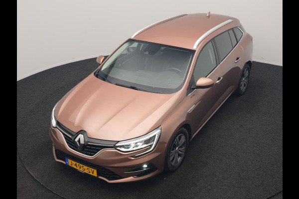 Renault Mégane Estate 1.3 TCe Intens 141pk | Trekhaak | Keyless Entry | Sfeerverlichting | LED Koplampen | Cruise Control | Navigatie | DAB | Lane Assist | Climate Control |