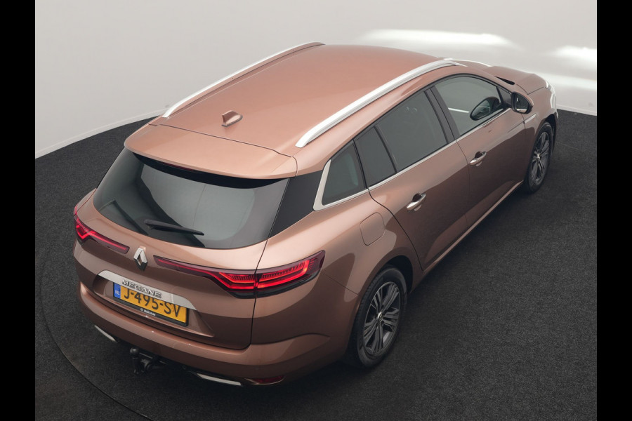 Renault Mégane Estate 1.3 TCe Intens 141pk | Trekhaak | Keyless Entry | Sfeerverlichting | LED Koplampen | Cruise Control | Navigatie | DAB | Lane Assist | Climate Control |