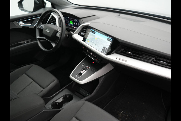 Audi Q4 e-tron 45 Quattro Edition 77 kWh 265pk Dealer O.H. | Panoramadak | Sonos Audio | Navigatie Ful Map | Virtual Cockpit | DAB | 19"L.M |