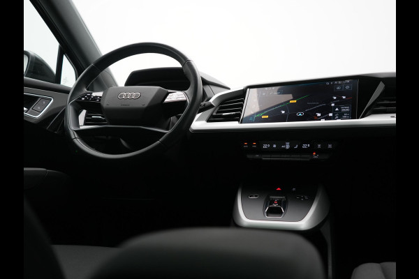 Audi Q4 e-tron 45 Quattro Edition 77 kWh 265pk Dealer O.H. | Panoramadak | Sonos Audio | Navigatie Ful Map | Virtual Cockpit | DAB | 19"L.M |
