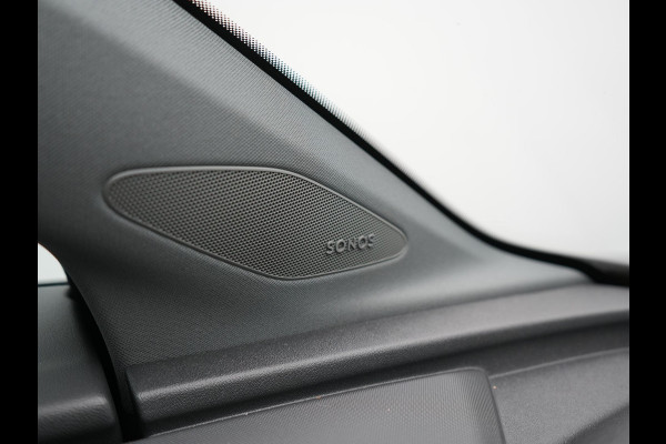 Audi Q4 e-tron 45 Quattro Edition 77 kWh 265pk Dealer O.H. | Panoramadak | Sonos Audio | Navigatie Ful Map | Virtual Cockpit | DAB | 19"L.M |