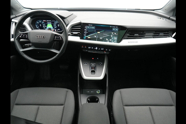 Audi Q4 e-tron 45 Quattro Edition 77 kWh 265pk Dealer O.H. | Panoramadak | Sonos Audio | Navigatie Ful Map | Virtual Cockpit | DAB | 19"L.M |