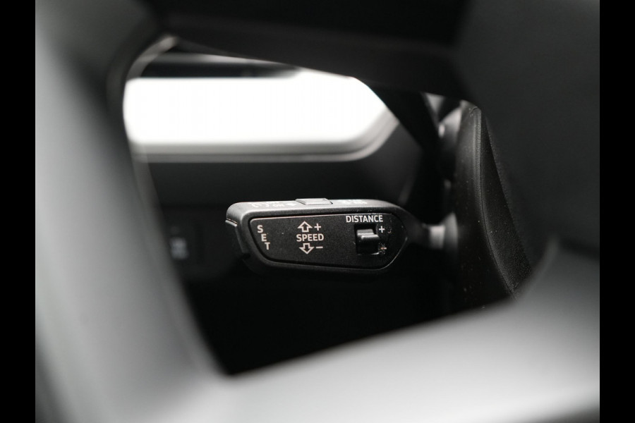 Audi Q4 e-tron 45 Quattro Edition 77 kWh 265pk Dealer O.H. | Panoramadak | Sonos Audio | Navigatie Ful Map | Virtual Cockpit | DAB | 19"L.M |