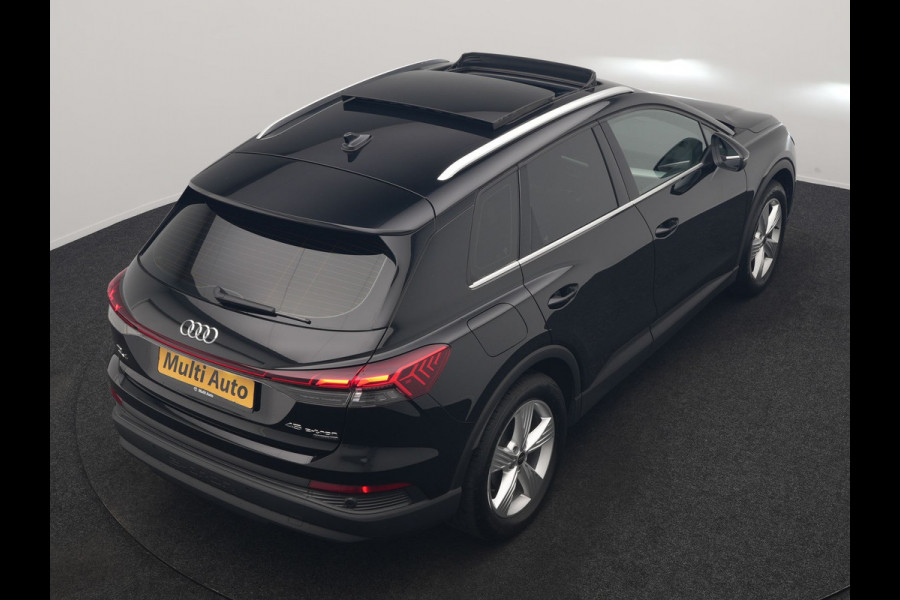 Audi Q4 e-tron 45 Quattro Edition 77 kWh 265pk Dealer O.H. | Panoramadak | Sonos Audio | Navigatie Ful Map | Virtual Cockpit | DAB | 19"L.M |