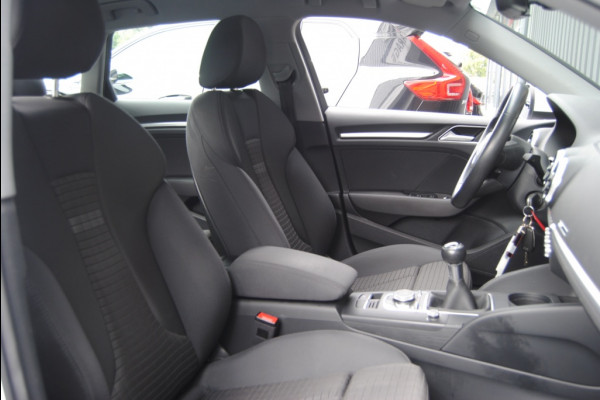 Audi A3 Sportback 30 TFSI Sp. L. Ed. | Cruise | Navi | Bluetooth |