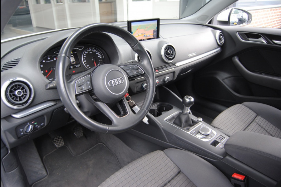 Audi A3 Sportback 30 TFSI Sp. L. Ed. | Cruise | Navi | Bluetooth |