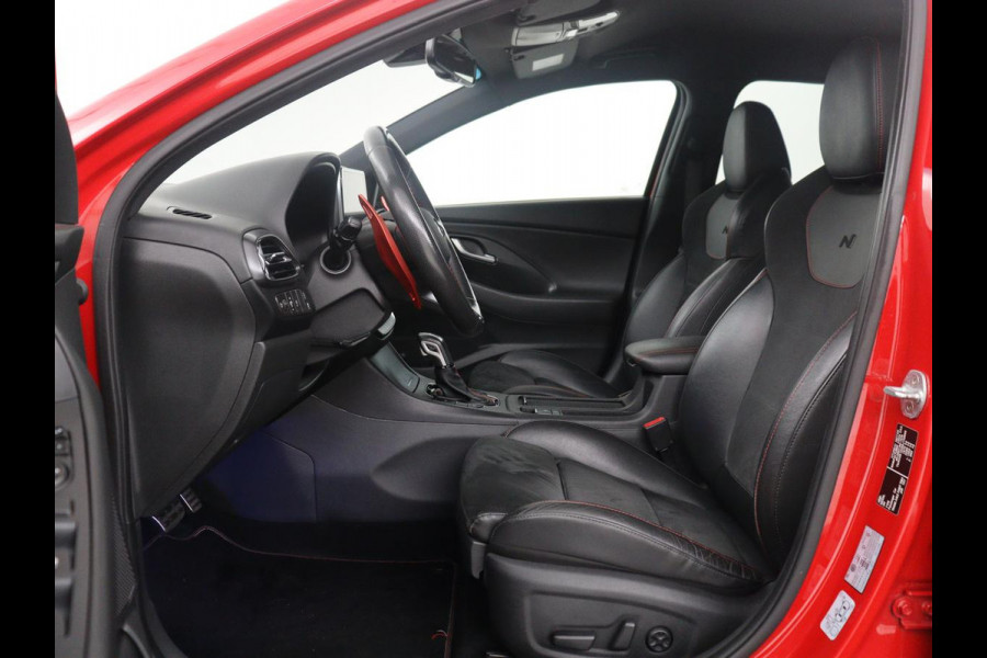 Hyundai i30 1.5 T-GDi MHEV N Line | Leder/alcantara | Memory | Adaptive cruise | Dodehoek detectie | Stoelverwarming | Navigatie | Carplay | Climate control | Camera | Park assist