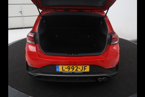 Hyundai i30 1.5 T-GDi MHEV N Line | Leder/alcantara | Memory | Adaptive cruise | Dodehoek detectie | Stoelverwarming | Navigatie | Carplay | Climate control | Camera | Park assist