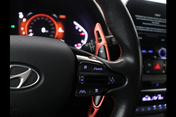 Hyundai i30 1.5 T-GDi MHEV N Line | Leder/alcantara | Memory | Adaptive cruise | Dodehoek detectie | Stoelverwarming | Navigatie | Carplay | Climate control | Camera | Park assist