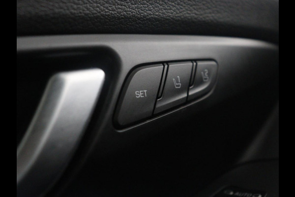 Hyundai i30 1.5 T-GDi MHEV N Line | Leder/alcantara | Memory | Adaptive cruise | Dodehoek detectie | Stoelverwarming | Navigatie | Carplay | Climate control | Camera | Park assist