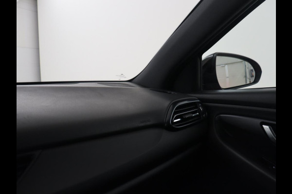 Hyundai i30 1.5 T-GDi MHEV N Line | Leder/alcantara | Memory | Adaptive cruise | Dodehoek detectie | Stoelverwarming | Navigatie | Carplay | Climate control | Camera | Park assist