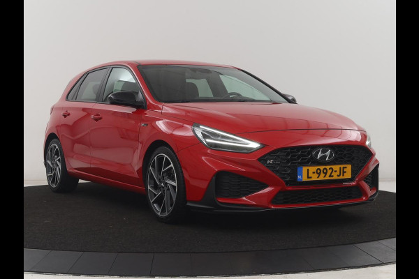 Hyundai i30 1.5 T-GDi MHEV N Line | Leder/alcantara | Memory | Adaptive cruise | Dodehoek detectie | Stoelverwarming | Navigatie | Carplay | Climate control | Camera | Park assist