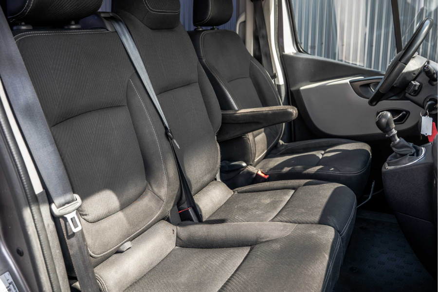 Nissan NV300 1.6 dci 125PK L2H1 | DC 6-Zits | Camera | Cruise | Airco | Trekhaak