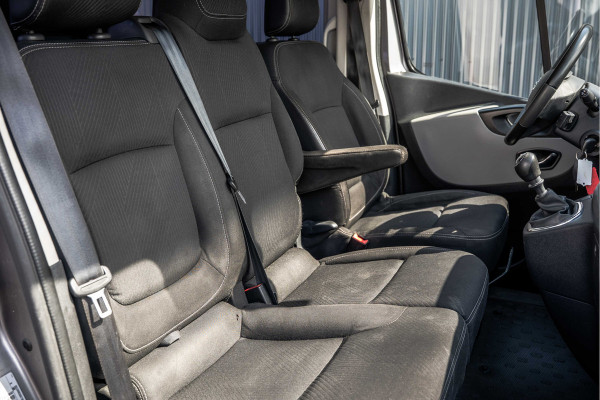 Nissan NV300 1.6 dci 125PK L2H1 | DC 6-Zits | Camera | Cruise | Airco | Trekhaak