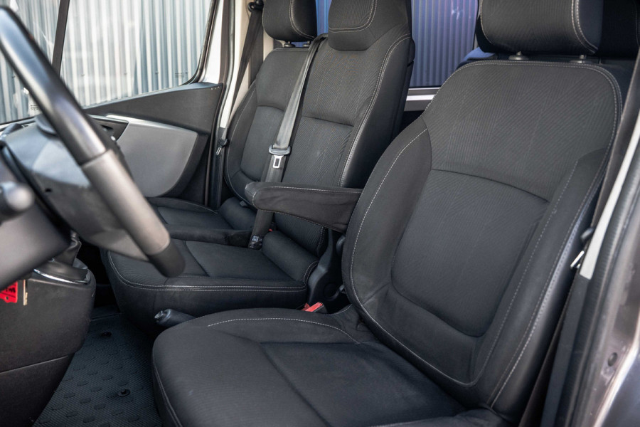 Nissan NV300 1.6 dci 125PK L2H1 | DC 6-Zits | Camera | Cruise | Airco | Trekhaak
