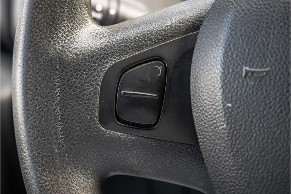 Nissan NV300 1.6 dci 125PK L2H1 | DC 6-Zits | Camera | Cruise | Airco | Trekhaak