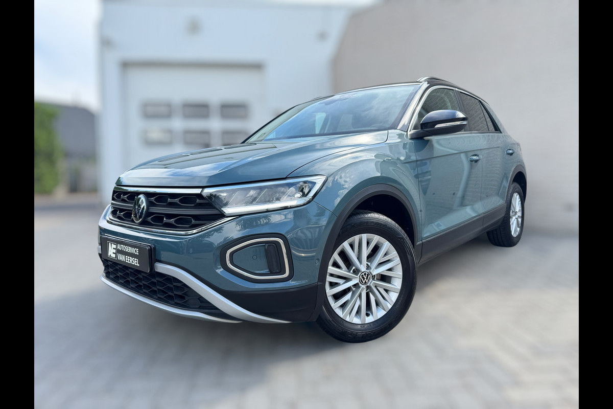 Volkswagen T-Roc 1.0 TSI Life Business CAMERA / ACC / STOEL & STUURVERW / LED / KEYLESS GO / TELEFOONLADER / ECC / CARPLAY / NAVI